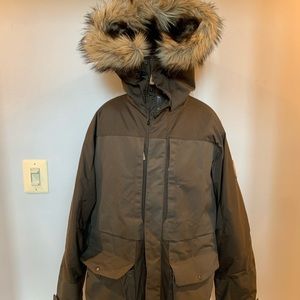Fjallraven Barents Parka Mens Large Dark Olive